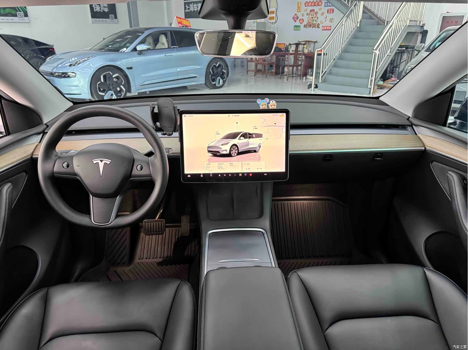 Tesla Model Y, 2022 4