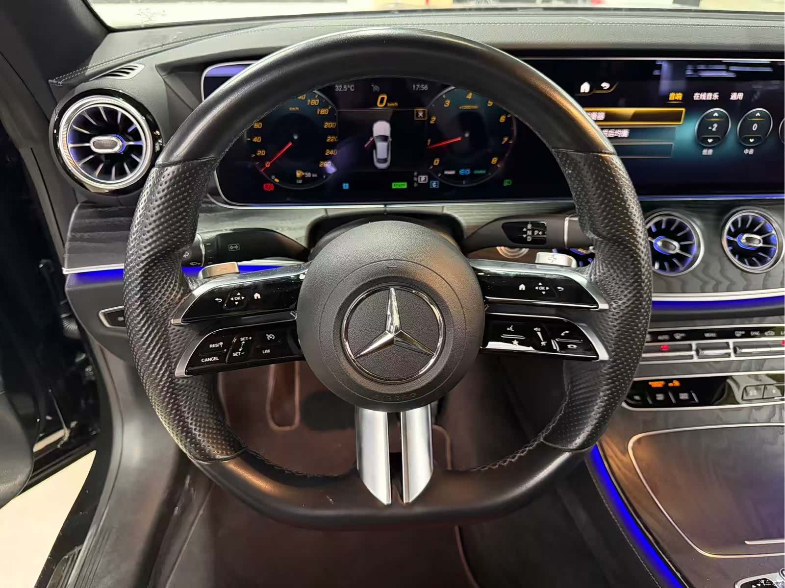 Mercedes-Benz E-Class, 2021 8