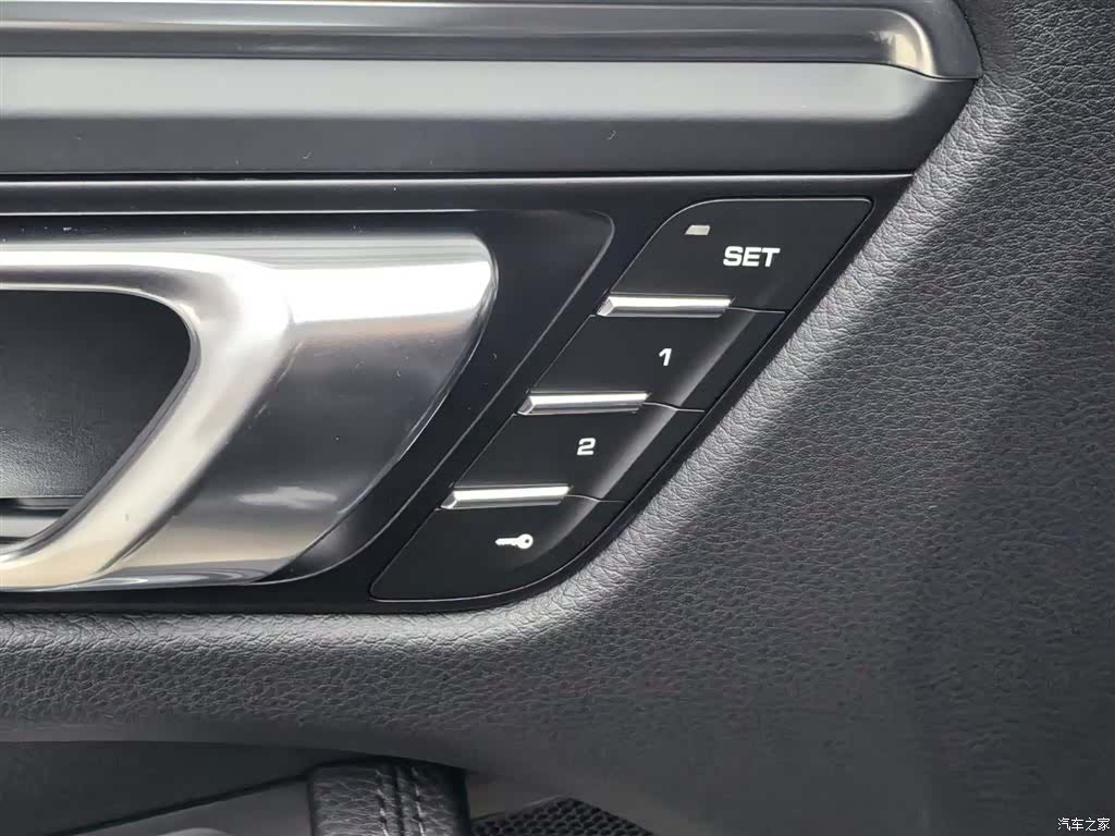 Porsche Macan, 2024 26