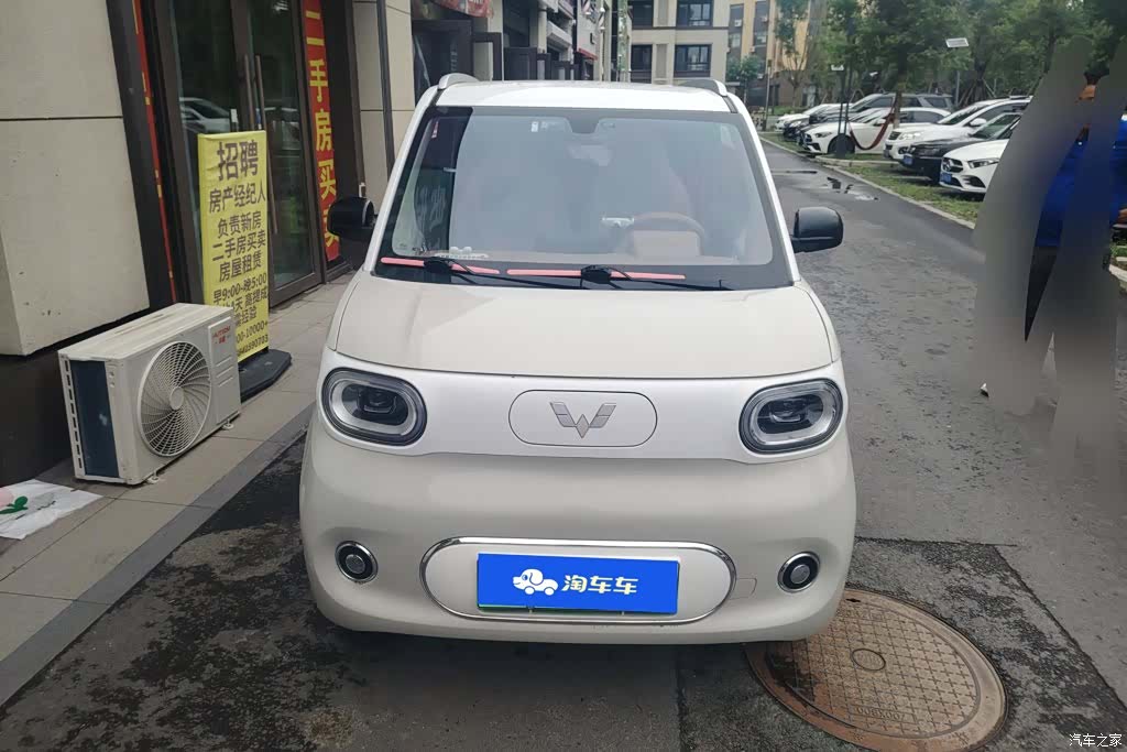 Wuling MINIEV, 2024 2