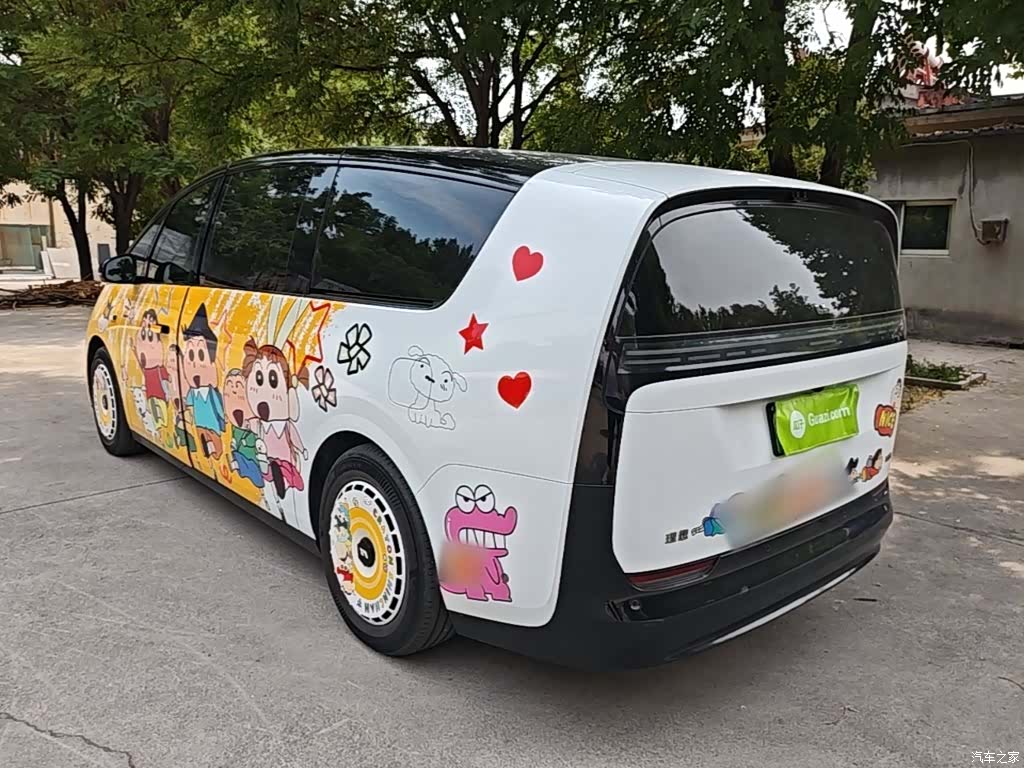 Li Auto MEGA, 2024 все фото