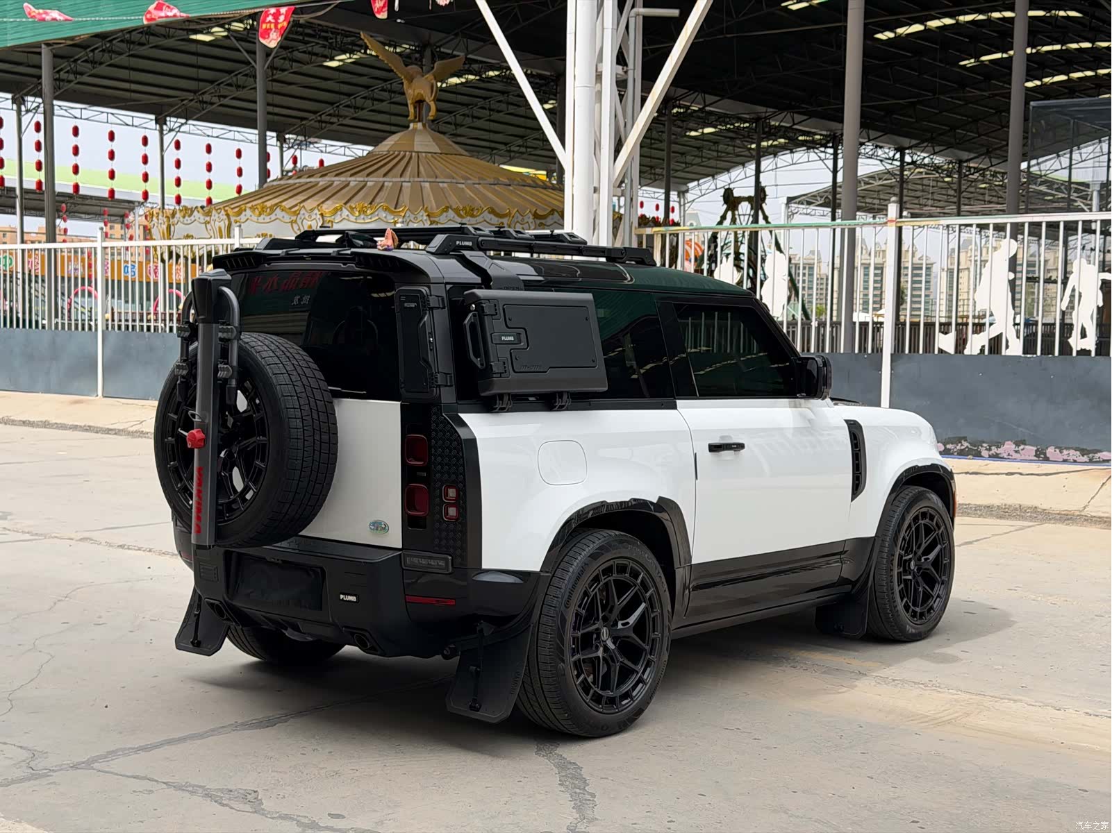 Land Rover Defender, 2022 4