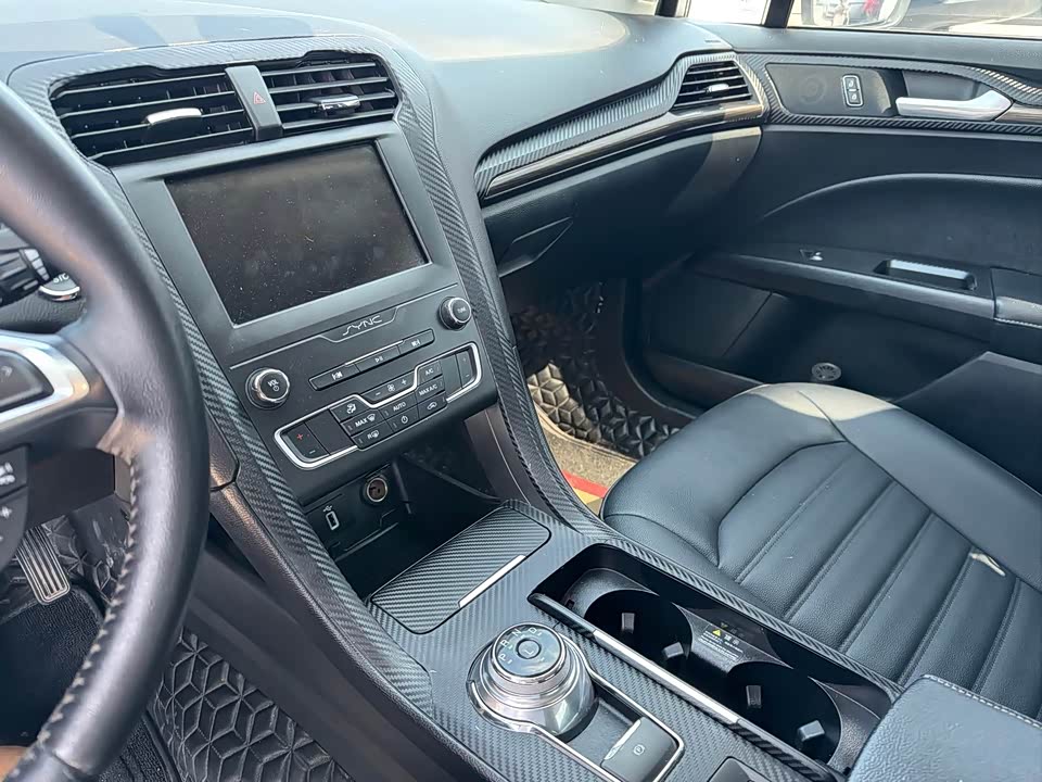 Ford Mondeo Ford Mondeo