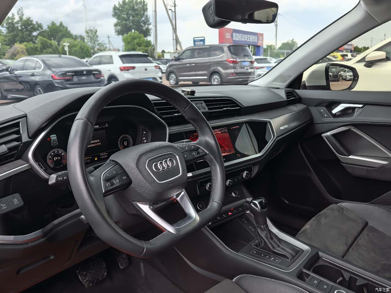 Audi Q3, 2022 7