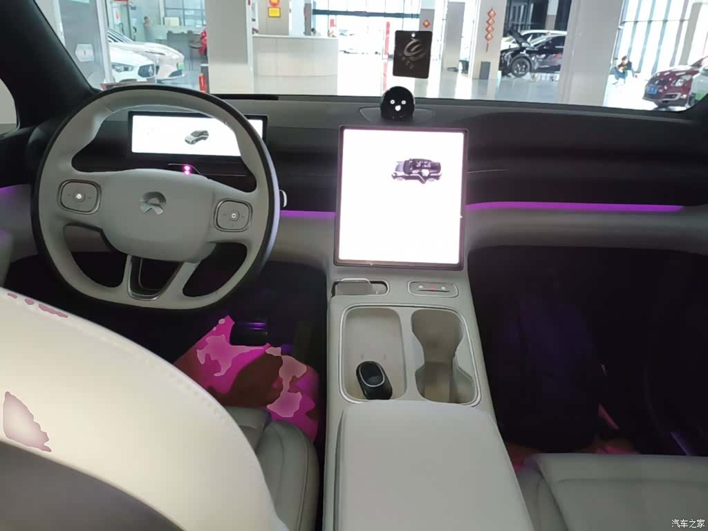 NIO ES6, 2025 10