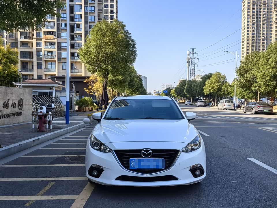 Mazda 3 Angkesaila