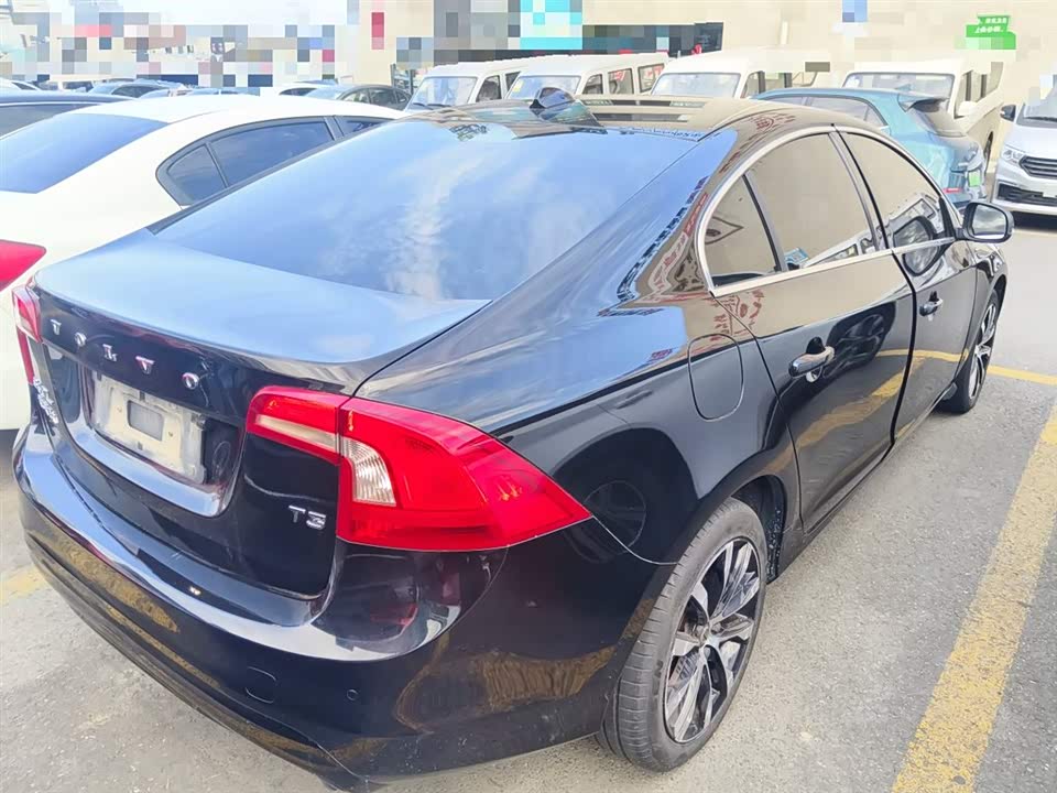 Volvo S60