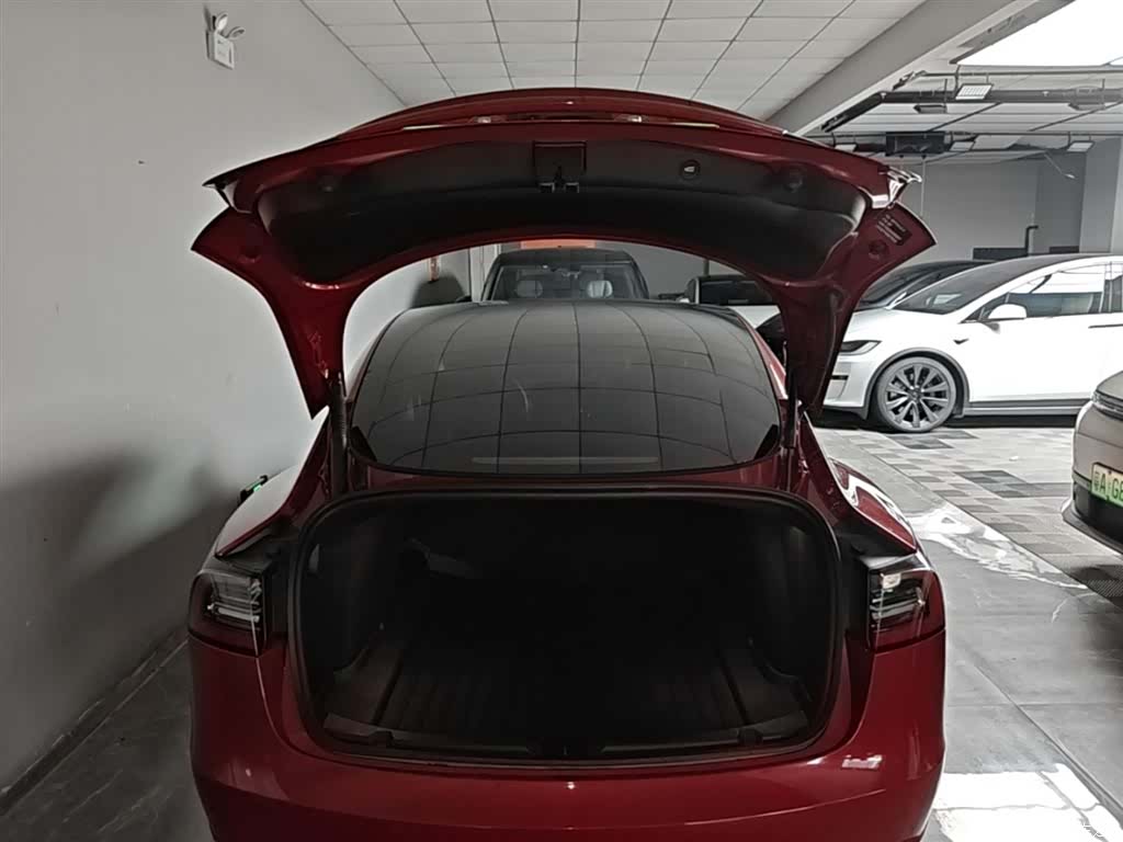Tesla Model 3, 2022 19