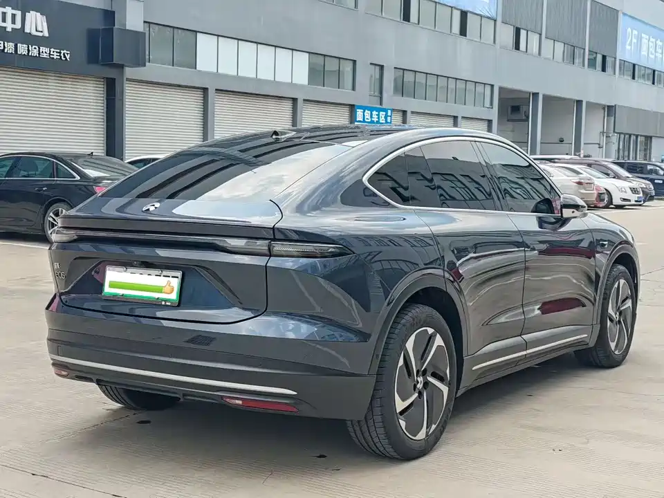 NIO EC6