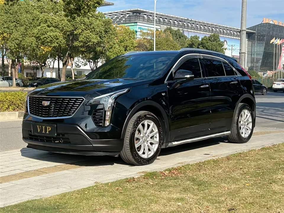 Cadillac XT4