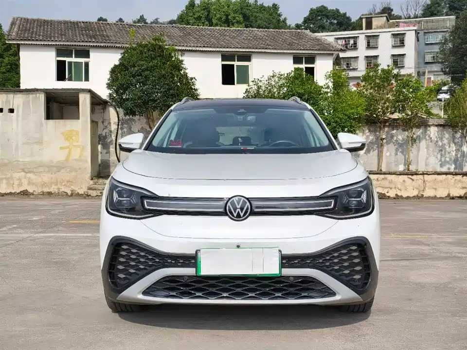 Volkswagen ID.6 CROZZ