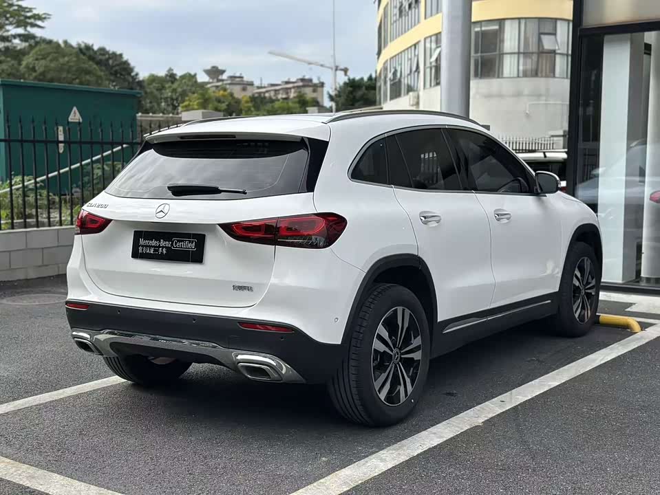 Mercedes-Benz GLA
