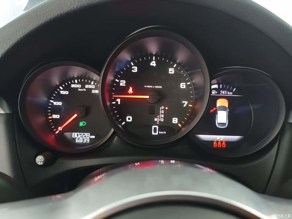 Porsche Macan, 2021 12