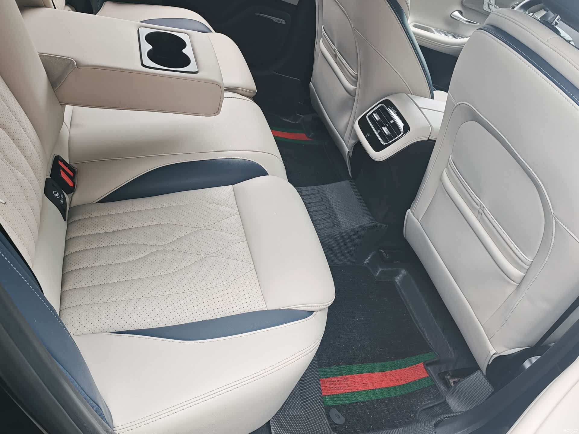 Chery Arrizo 8, 2022 12