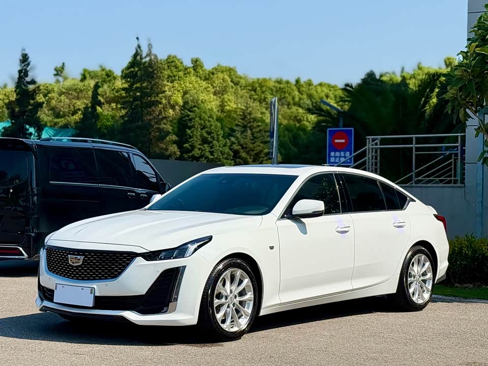 Cadillac CT5