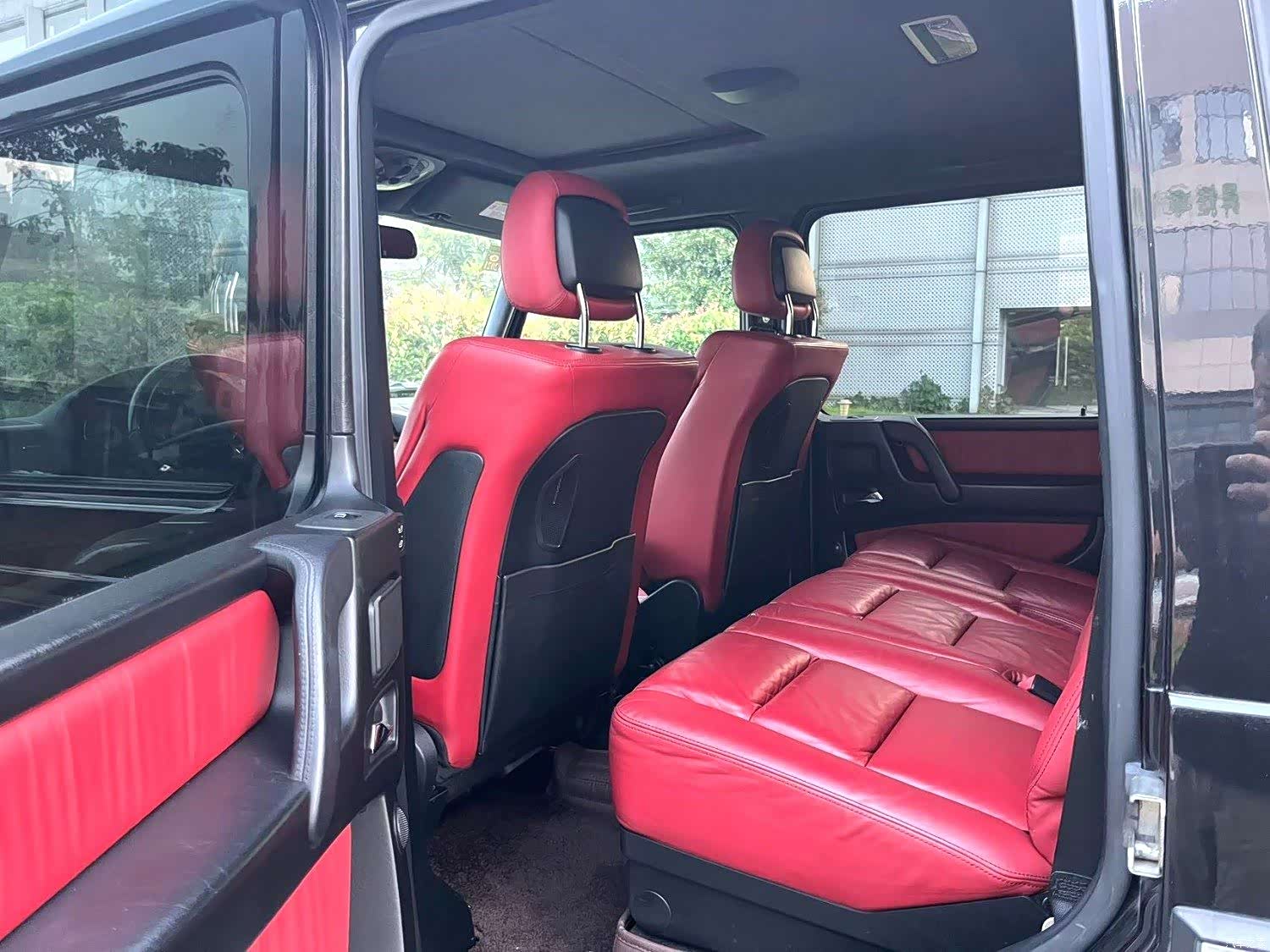 Mercedes-Benz G-Class, 2011 3