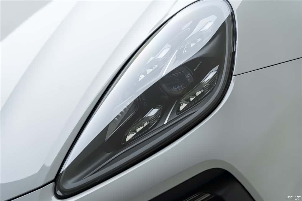 Porsche Cayenne, 2019 все фото