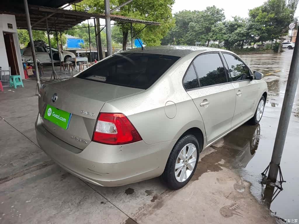 Skoda Rapid, 2017 7