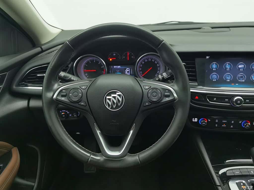 Buick Regal, 2019 11