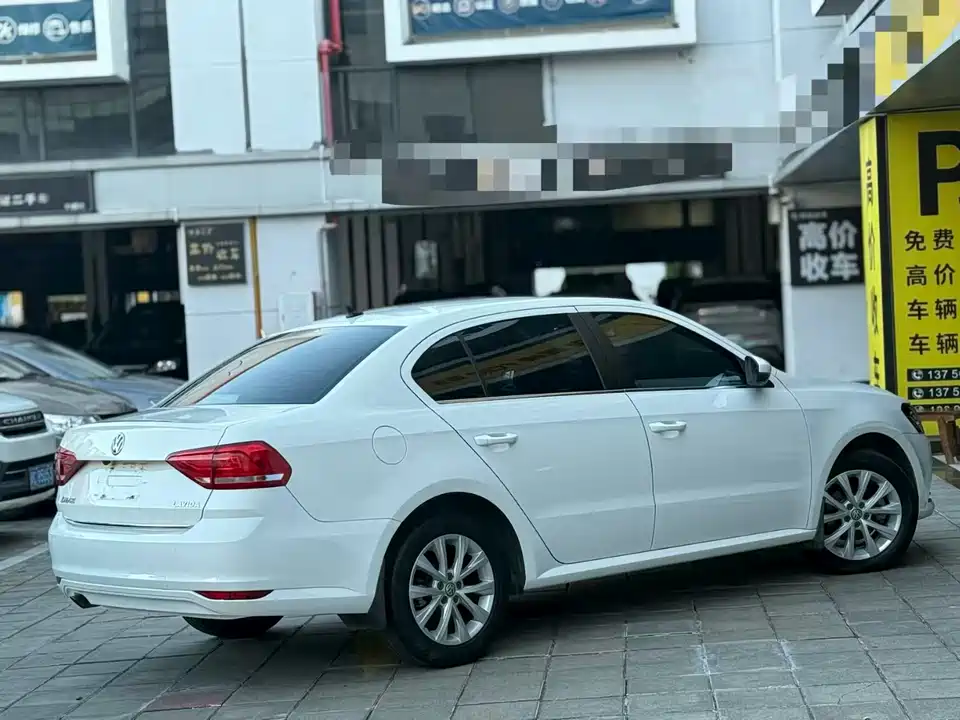 Volkswagen Lavida