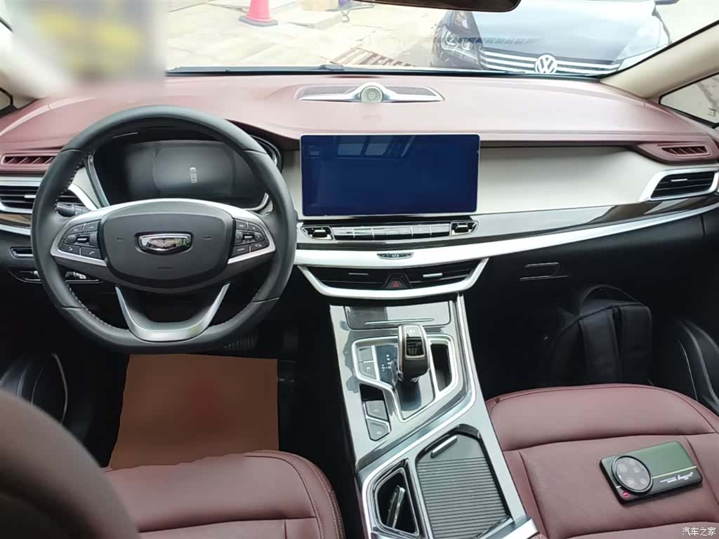 Geely Jiaji, 2022 10
