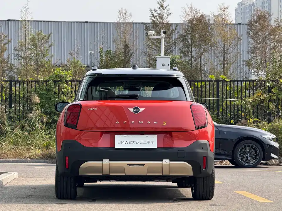 MINI Electric ACEMAN
