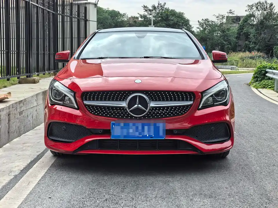 Mercedes-Benz CLA