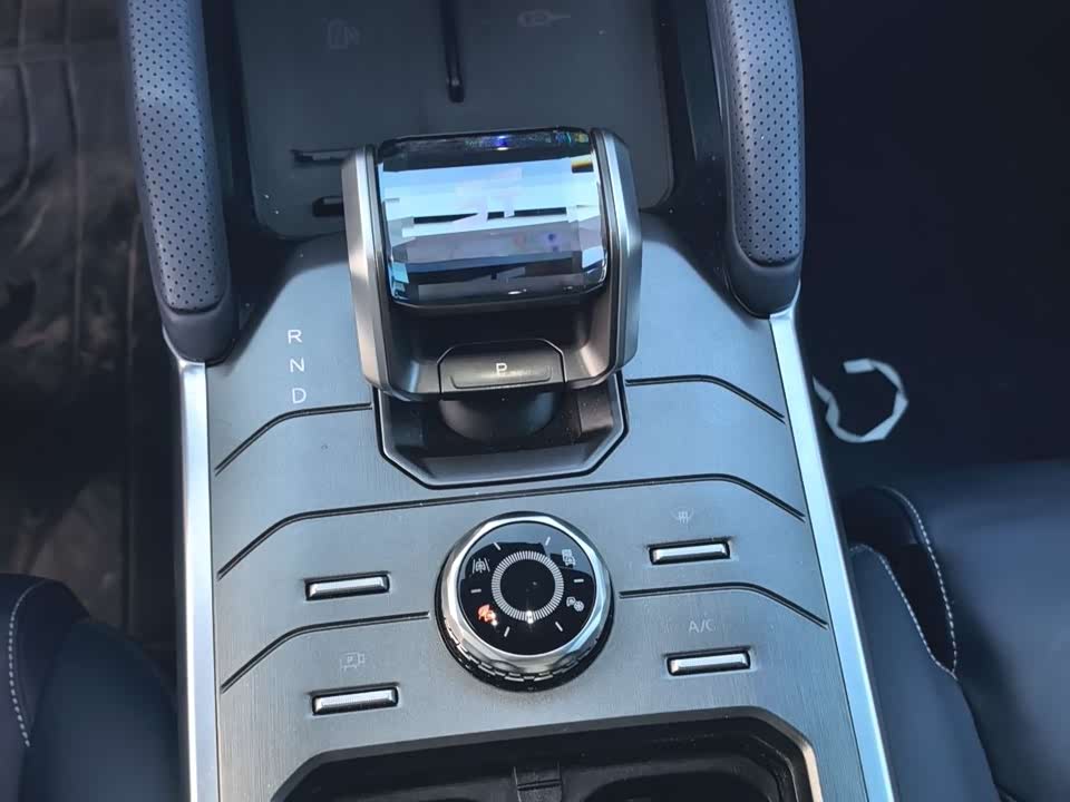 Jetour Jet Traveler C-DM