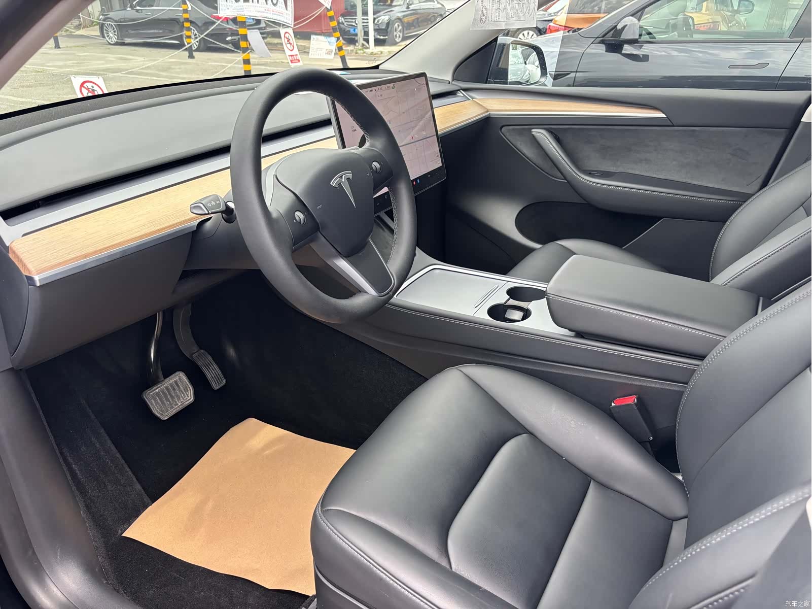 Tesla Model Y, 2021 2