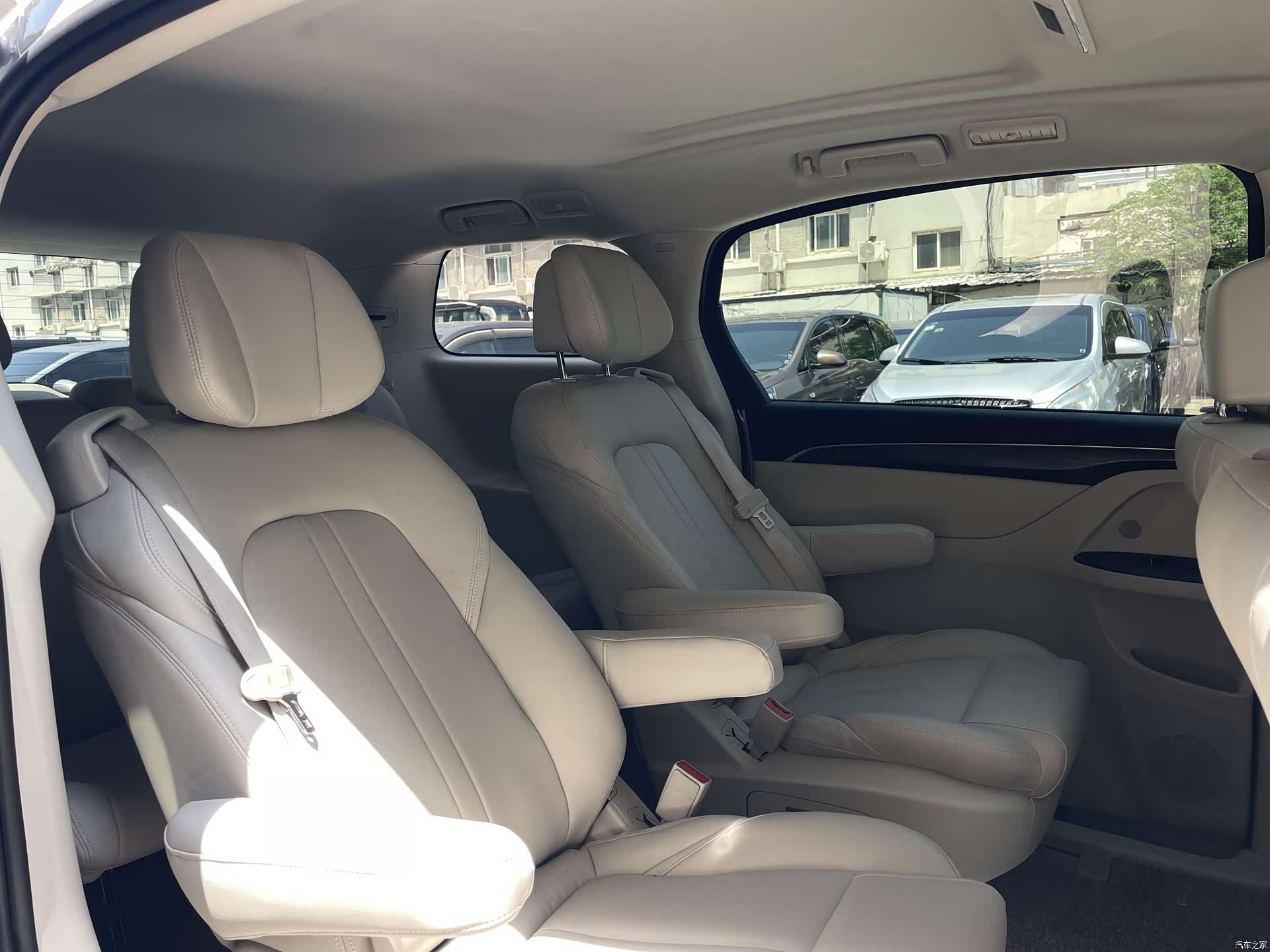 Buick GL8, 2021 12