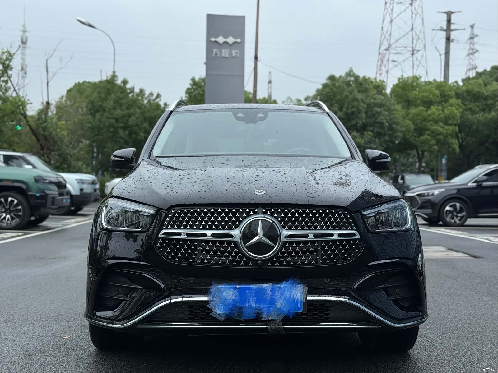 Mercedes-Benz GLE, 2025 2