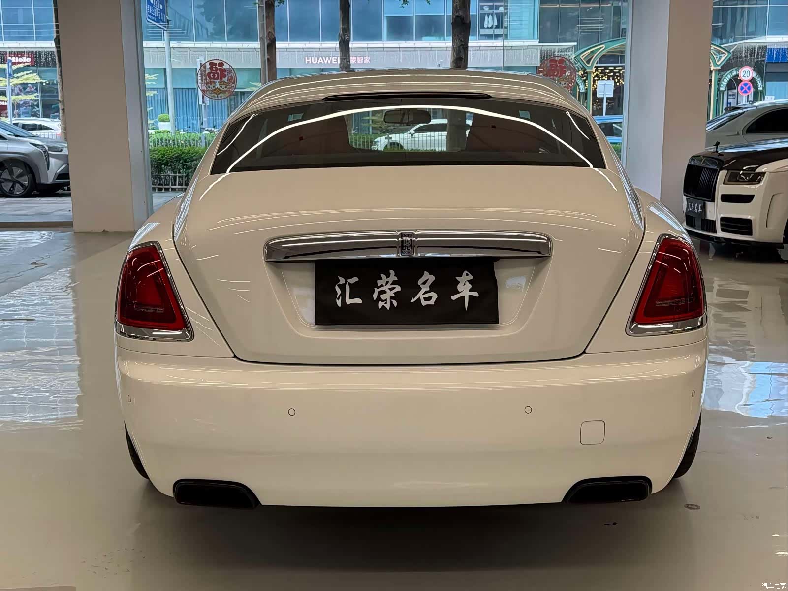 Rolls-Royce Wraith, 2020 11