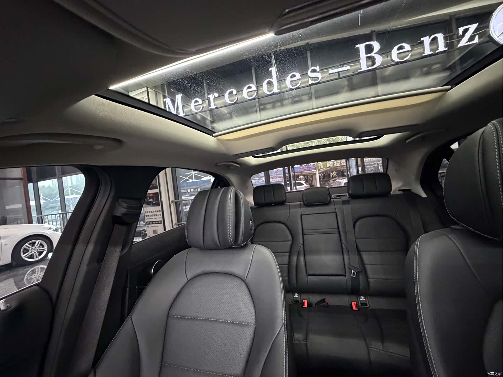 Mercedes-Benz C-Class, 2020 14