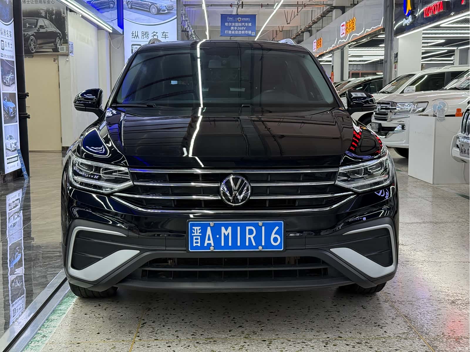 Volkswagen Tiguan L, 2023 2