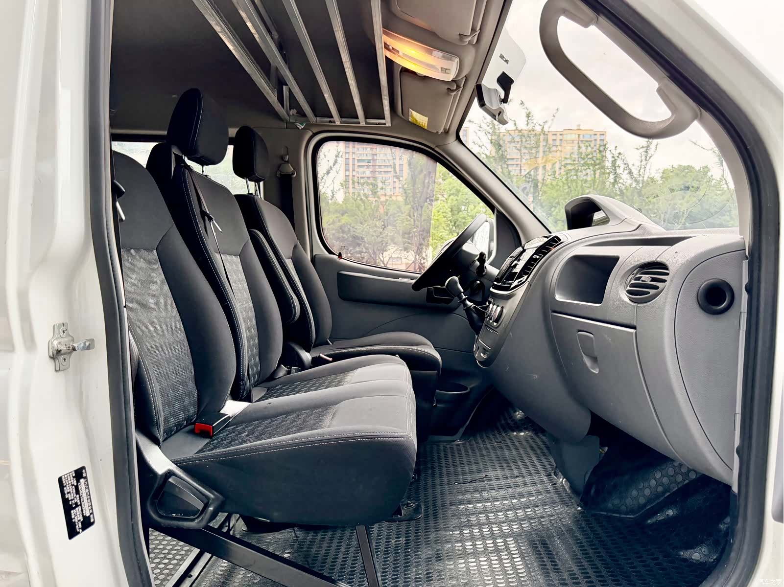 Maxus V80, 2020 7
