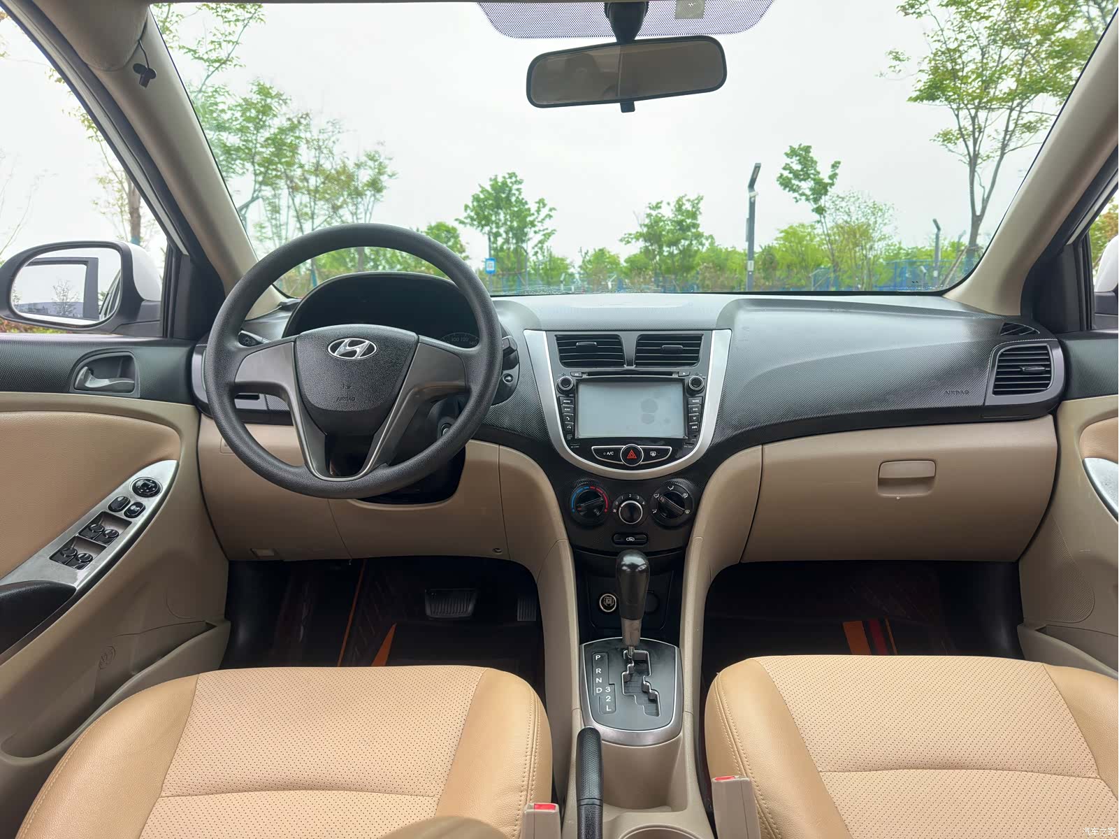 Hyundai GLS, 2014 20