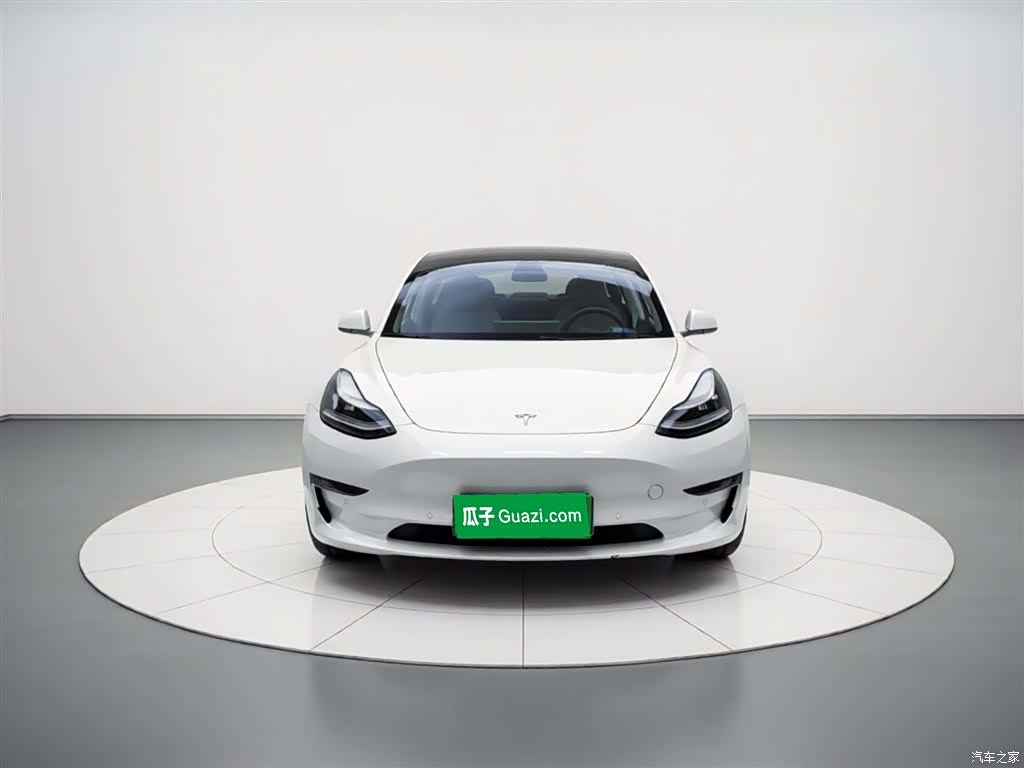 Tesla Model 3, 2019 24