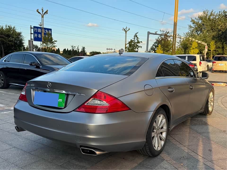 Mercedes-Benz CLS