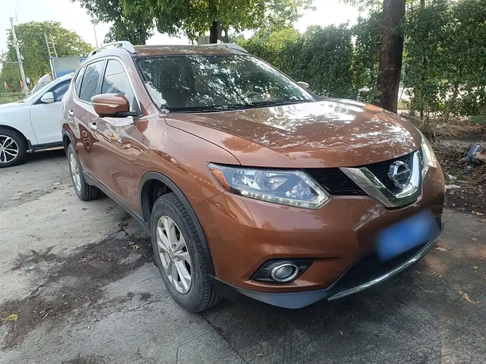 Nissan Qijun