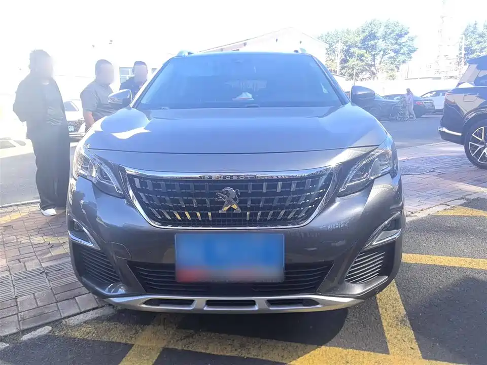 Peugeot 4008