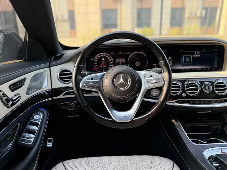 Mercedes-Benz Maybach S-class