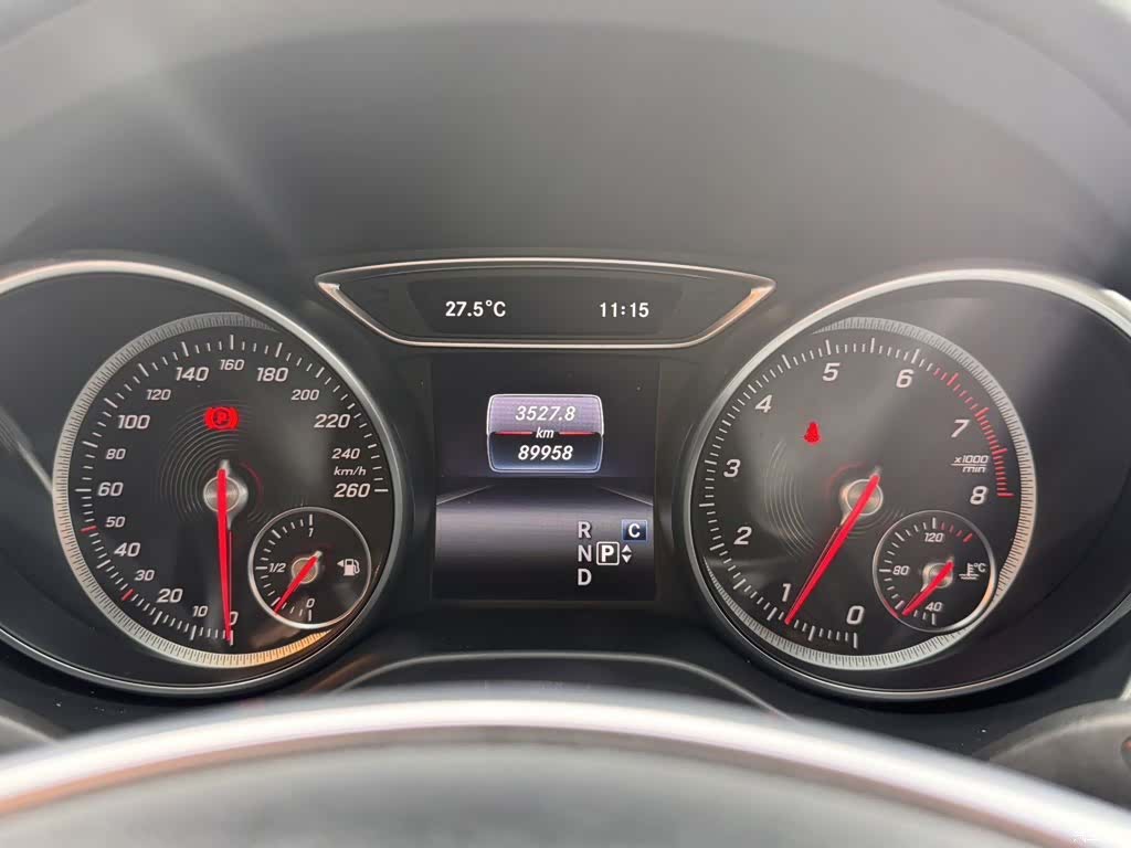 Mercedes-Benz GLA, 2019 14