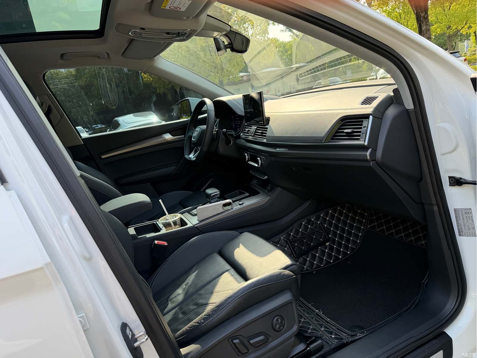 Audi Q5L, 2022 8
