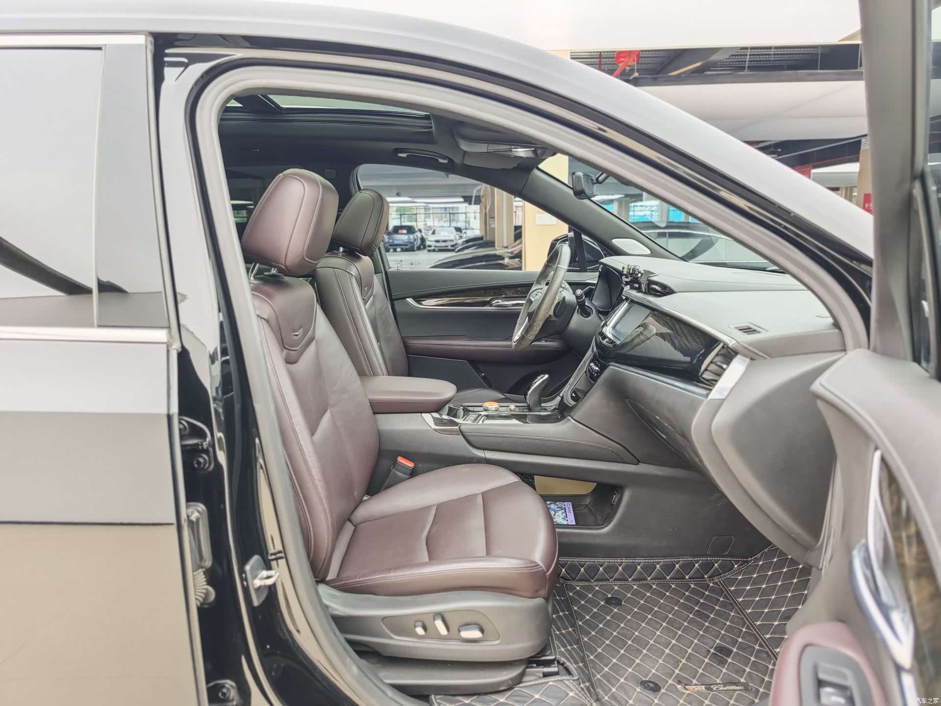 Cadillac XT6, 2020 8