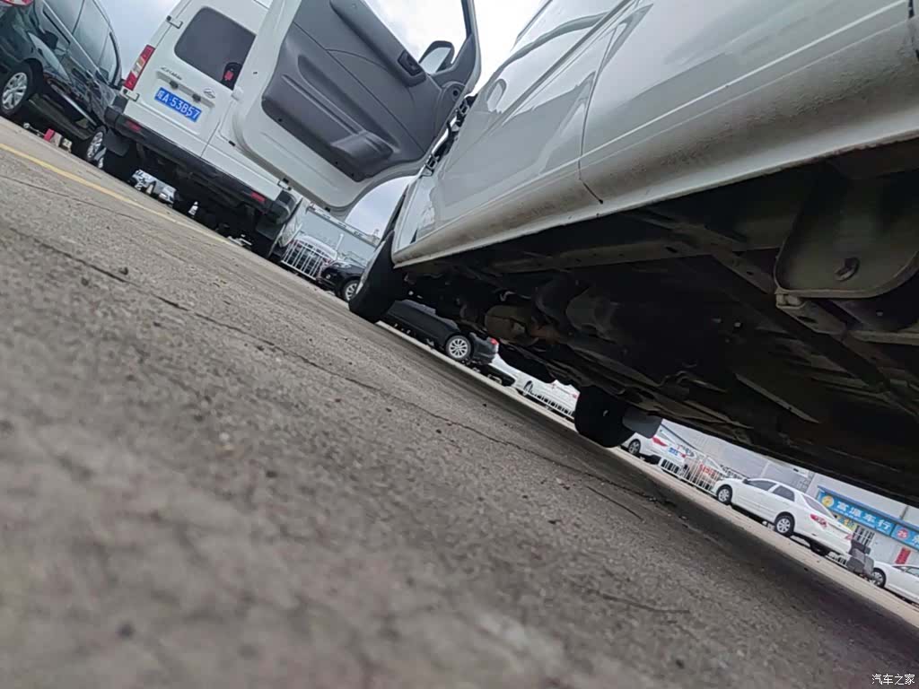 Maxus V80, 2023 21
