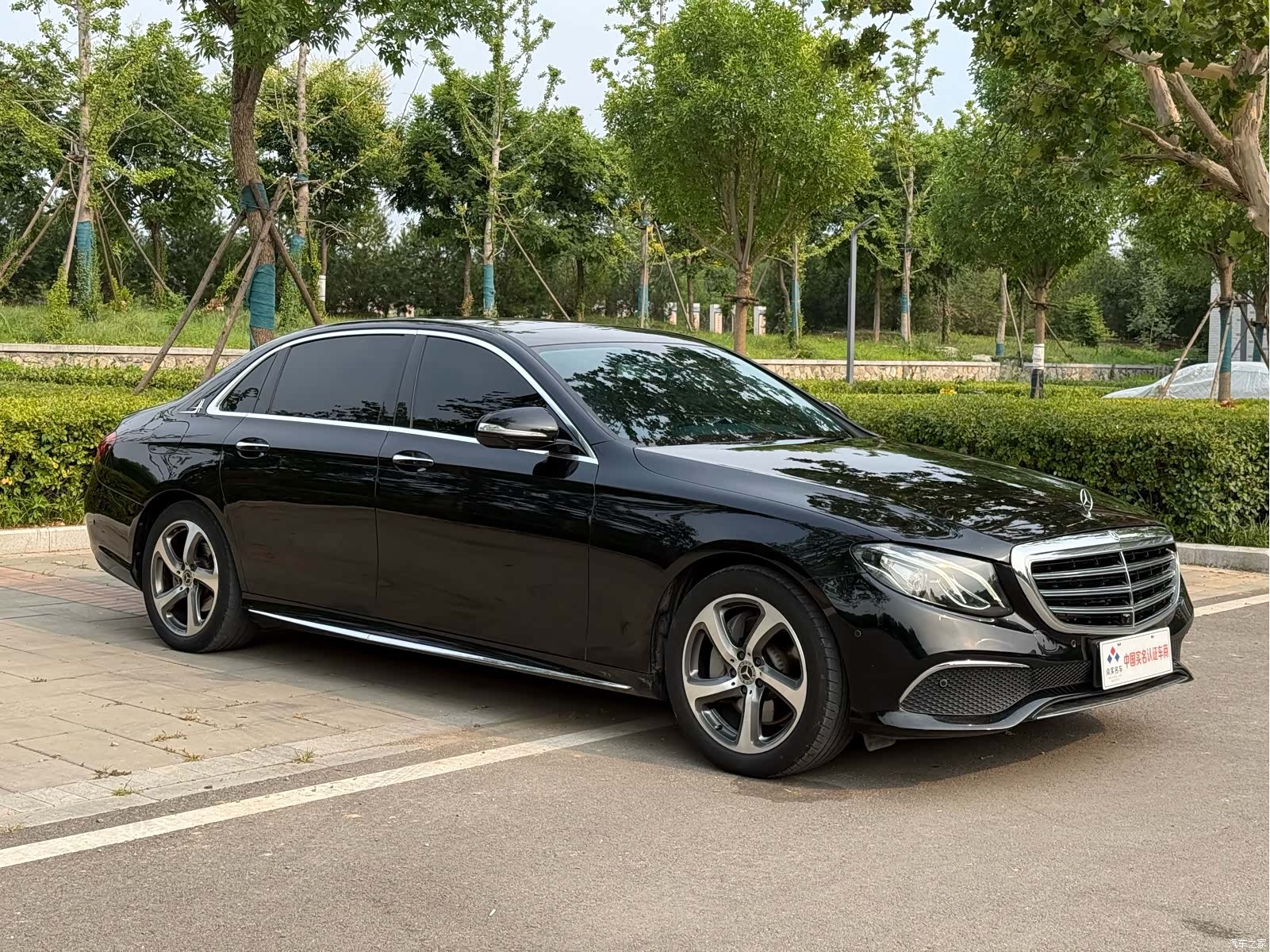 Mercedes-Benz E-Class, 2018 3