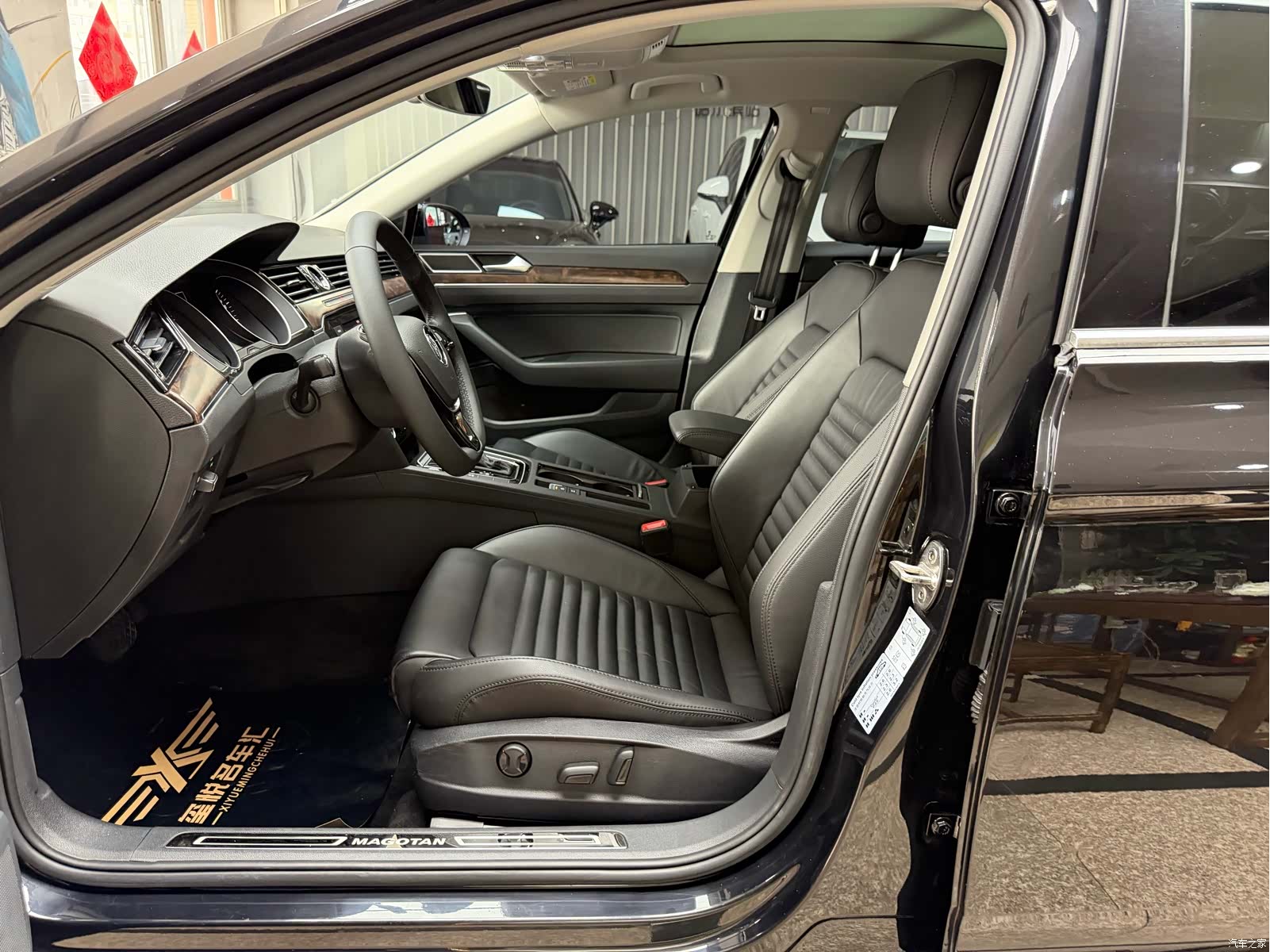 Volkswagen Magotan, 2019 10