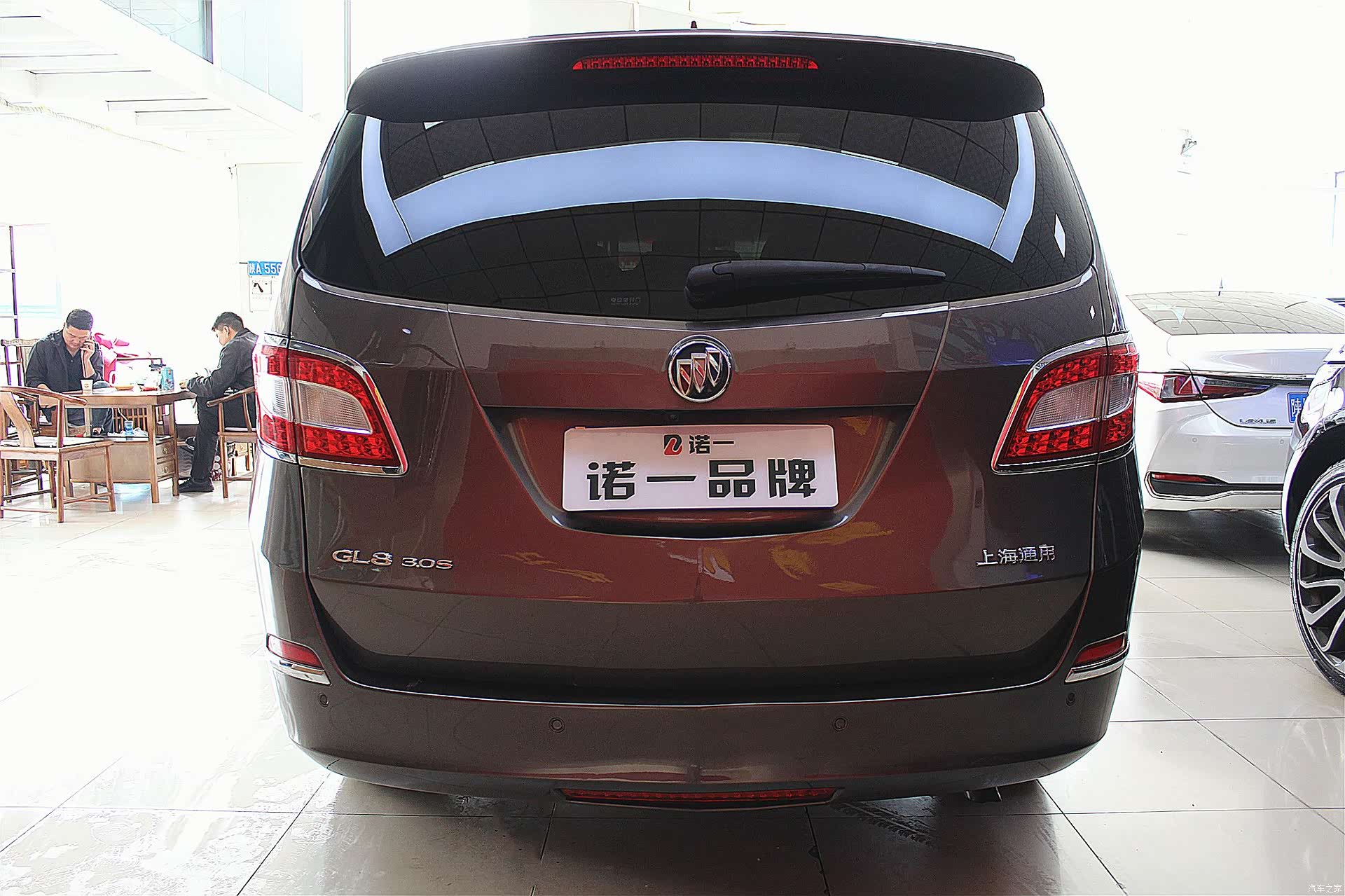 Buick GL8, 2013 3