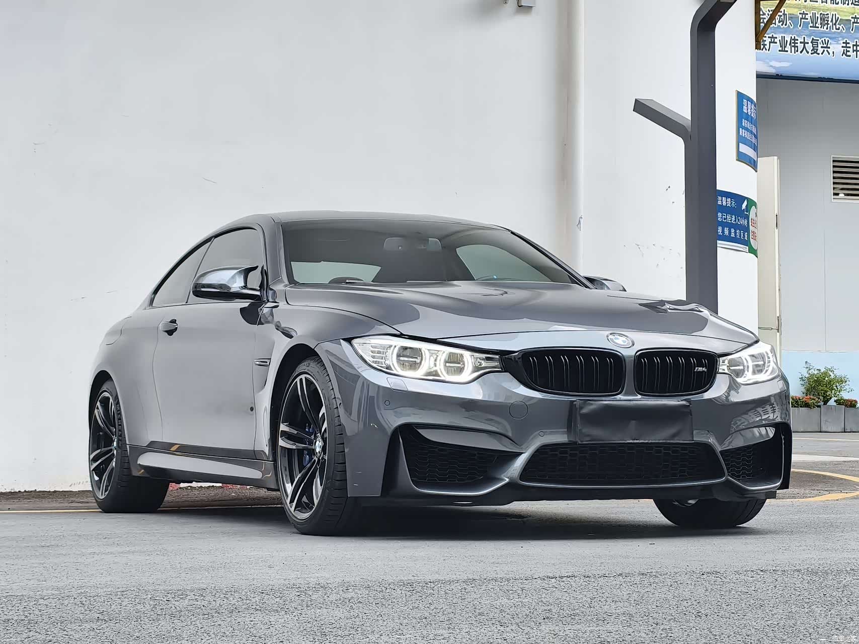 BMW M4, 2018 3