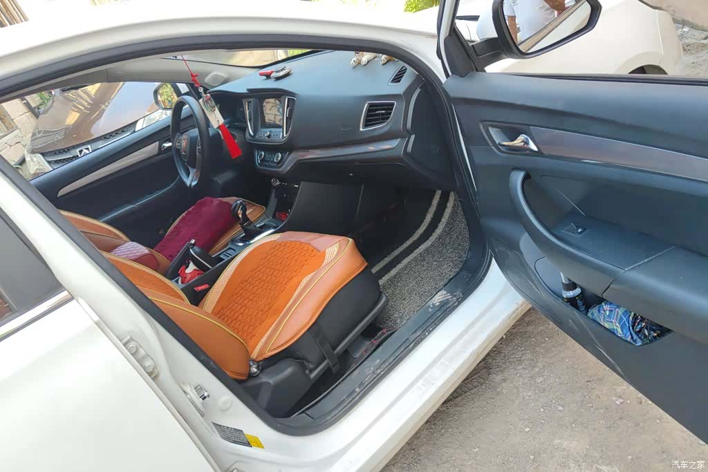 Roewe 360, 2018 8